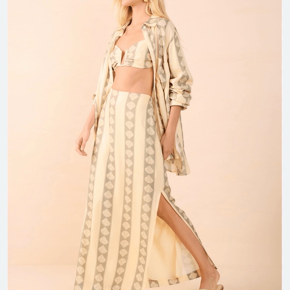 Dress To Elegant Yellow and Gray Palm Patterned 3-piece Set